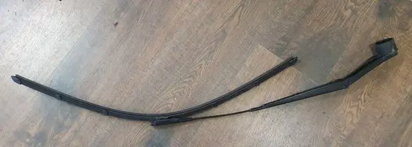 Ford B-MAX Windshield/front glass wiper blade AV1117526BC