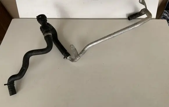 Audi A6 S6 C7 4G Engine coolant pipe/hose 4G0121485Q 4G0819350B