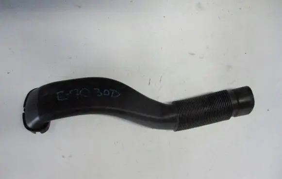 BMW X5 E70 Air intake duct part E71798341