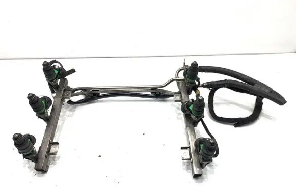 Audi A4 S4 B6 8E 8H Fuel main line pipe 078133681BA
