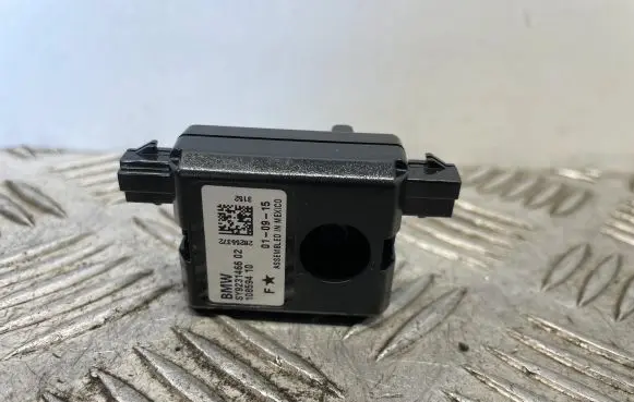 BMW 4 F36 Gran coupe Aerial antenna amplifier 9231466