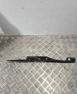 Volvo S60 Engine bonnet/hood lock trim molding 31479547