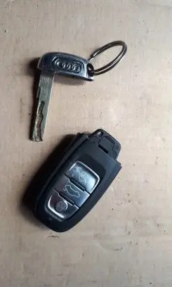 Audi A4 S4 B8 8K Ignition key/card 8T0959754D