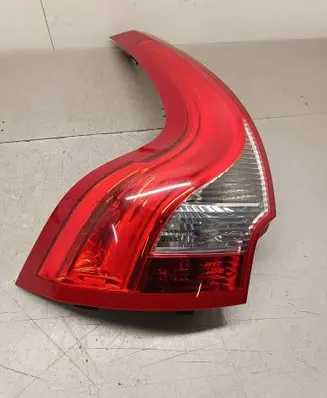 Volvo XC60 Rear/tail lights 31323034 02112014 L90007892