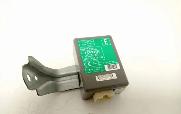 Lexus LS 460 - 600H Door central lock control unit/module 8974050090