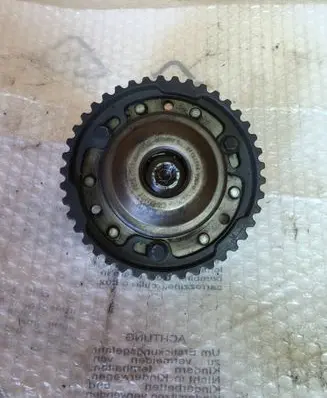Volvo XC70 Camshaft pulley/ VANOS F3470502 01121714