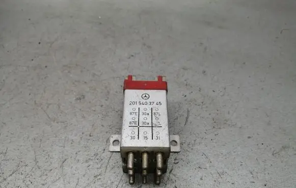 Mercedes-Benz E W124 Other relay 2015403745