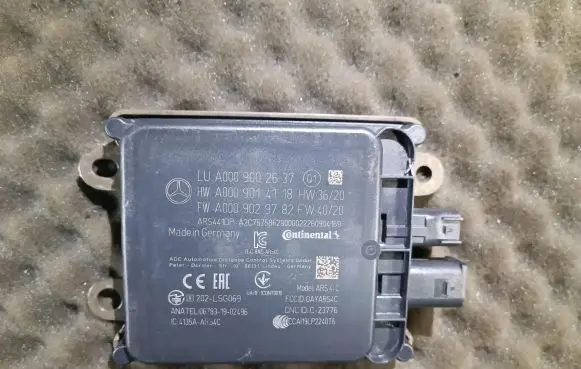 Mercedes-Benz C W205 Distronic sensor radar A0009002637