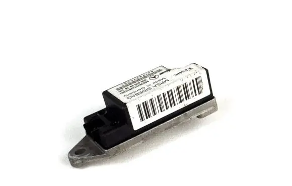 Mercedes-Benz C W202 Airbag deployment crash/impact sensor 0008209926