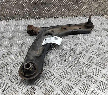 Peugeot 108 Front lower control arm/wishbone B000770180