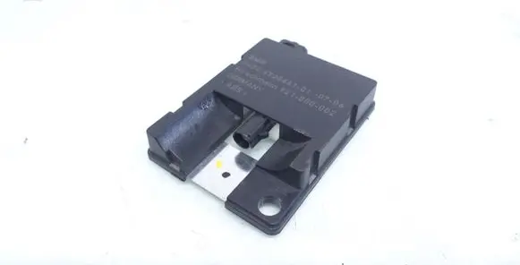 BMW 5 E60 E61 Bluetooth antenna 6928461 84506928461