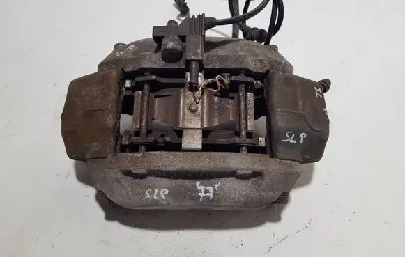 Mercedes-Benz SL R230 Front brake caliper 20734704FFF 20734704