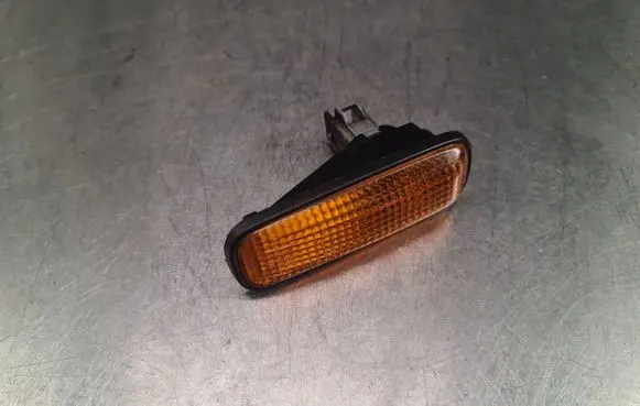 Honda HR-V Front fender indicator light 3890 6R01391