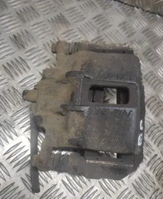 Honda FR-V Front brake caliper