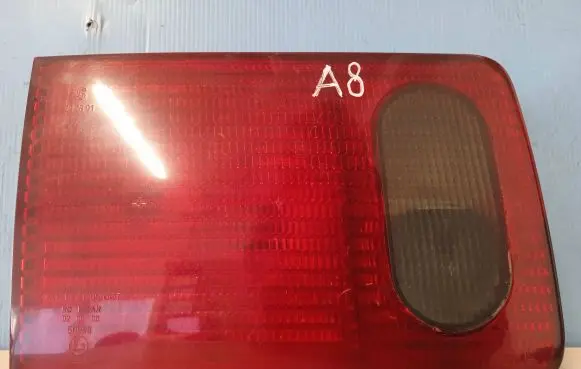 Audi A8 S8 D2 4D Tailgate rear/tail lights 4D0945093