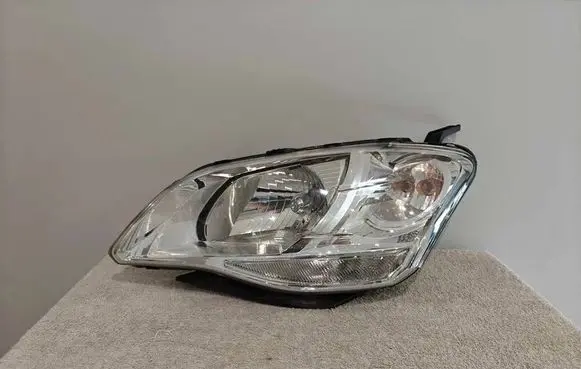 SsangYong Korando Headlight/headlamp