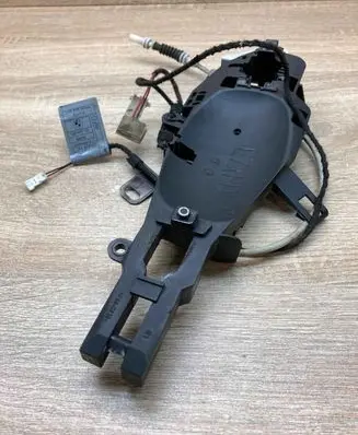 BMW X5 E70 Front door exterior handle/bracket 7184660 14010710