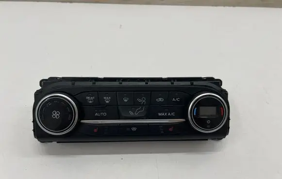 Ford Fiesta Climate control unit H1BT18C612DJ