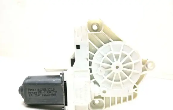 Audi A8 S8 D4 4H Rear door window regulator motor 8K0959802B