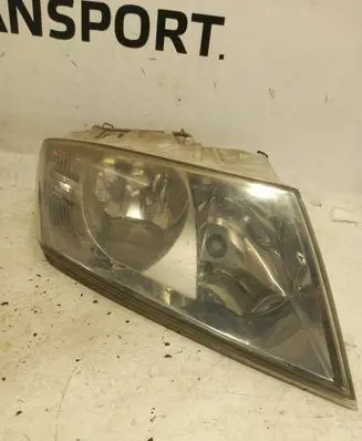 Skoda Octavia Mk2 (1Z) Headlight/headlamp E8203577
