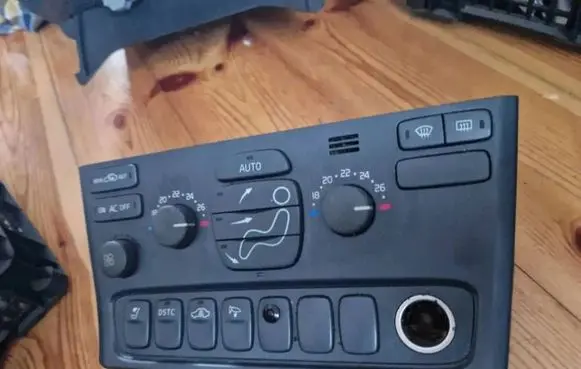 Volvo S80 Climate control unit 7923