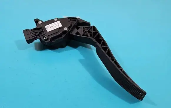 Chevrolet Cruze Accelerator throttle pedal 6PV009765-07 IMPRK1373683