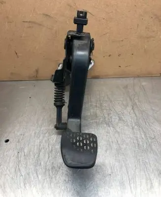 Mercedes-Benz Vito Viano W639 Clutch pedal A6392901201 4W09ZGS006