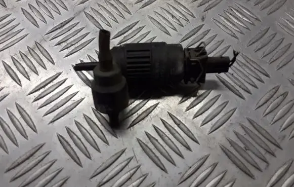 Opel Agila A Windscreen/windshield washer pump BRAK