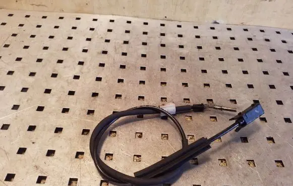 Mercedes-Benz ML W163 Gear shift cable linkage 1632700073