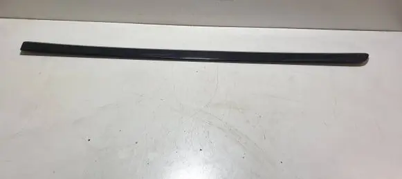 Volvo V50 Front door trim (molding) 39987037