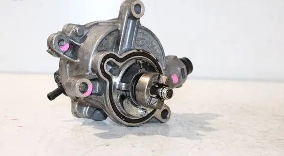 Vacuum pump