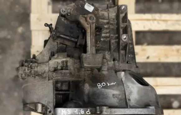 Mazda 3 I Manual 5 speed gearbox 3M5R7F096YF