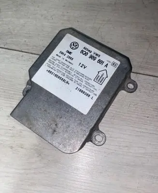 Volkswagen PASSAT B5 Airbag control unit/module 6Q0909601A