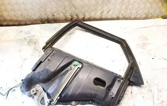 Audi 80 90 S2 B4 Rear door window/glass frame 