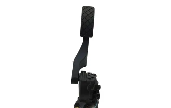 Accelerator throttle pedal