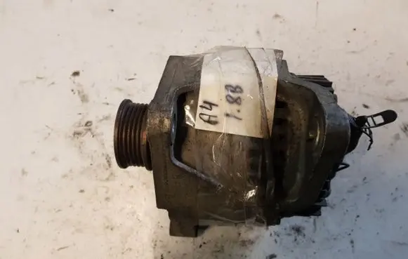 Audi A4 S4 B5 8D Generator/alternator