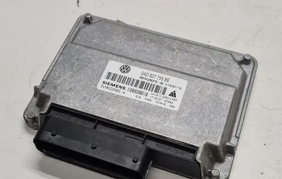 Volkswagen Touareg I Gearbox control unit/module 0AD927755BE 5WK22063