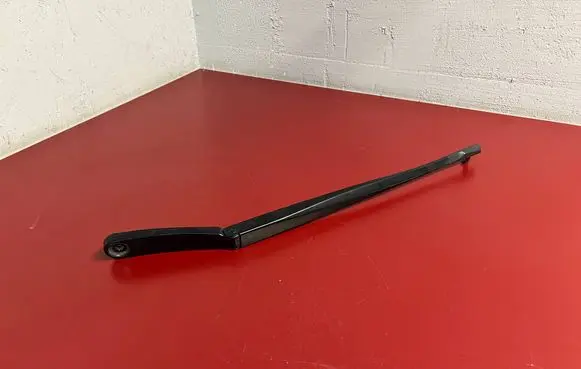 BMW 6 F06 Gran coupe Front wiper blade arm 7203156 61617203156