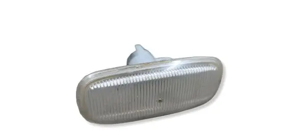 Audi A4 S4 B5 8D Front fender indicator light 