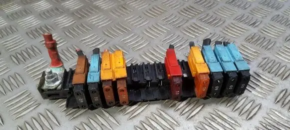 Renault Espace III Fuse box set 6025301190
