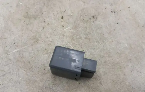 Nissan X-Trail T30 Other relay 24330C9900