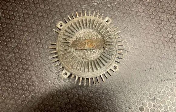 Volkswagen Multivan T5 Viscous fan clutch 06B119145