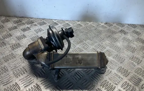 BMW 1 E81 E87 EGR valve cooler 7805189