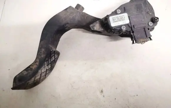 Volkswagen PASSAT B5.5 Accelerator throttle pedal 8d1721523j 6pv00837603
