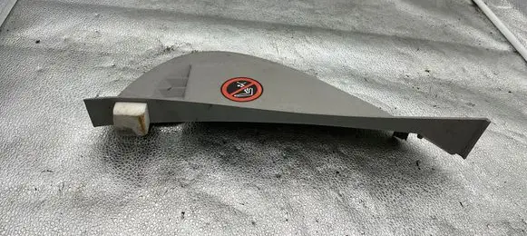 Chrysler Voyager Centre console side trim rear 0ZS65ES3AA L0050623 13963L