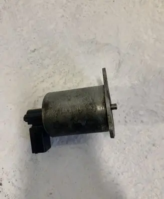 Renault Megane II EGR valve 8200360201 M7700107471