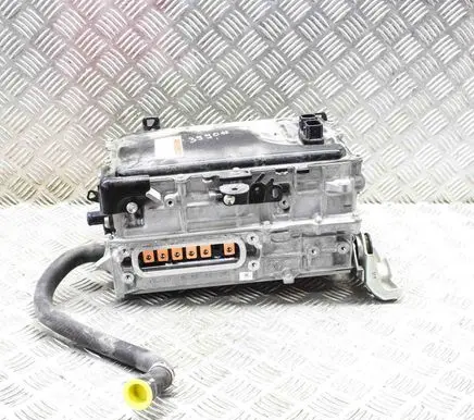 Toyota Camry VIII XV70 Voltage converter inverter G920033150