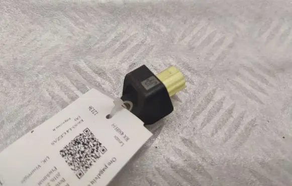 Lexus RX 450H Airbag deployment crash/impact sensor 8983147050