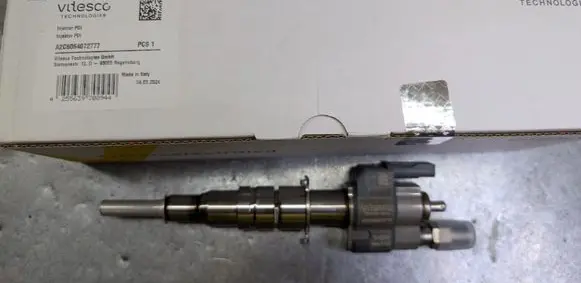 Ford B-MAX Fuel injector A2C6064072777