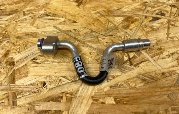 Audi e-tron Air conditioning (A/C) pipe/hose 4KE816750B